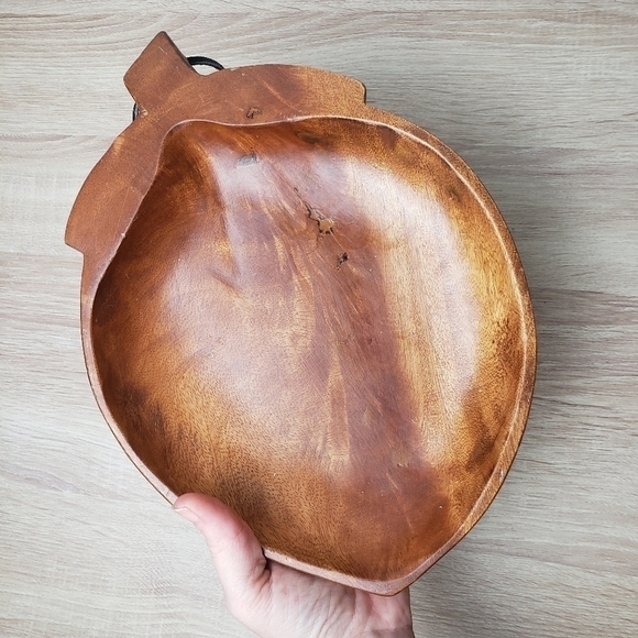 VINTAGE Fruit Shaped Wooden Trays - Picture 2 of 15